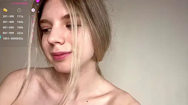 FruityXo webcam