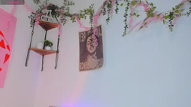 MarieTaylor_ webcam