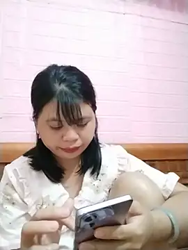 Xuka_lyss webcam