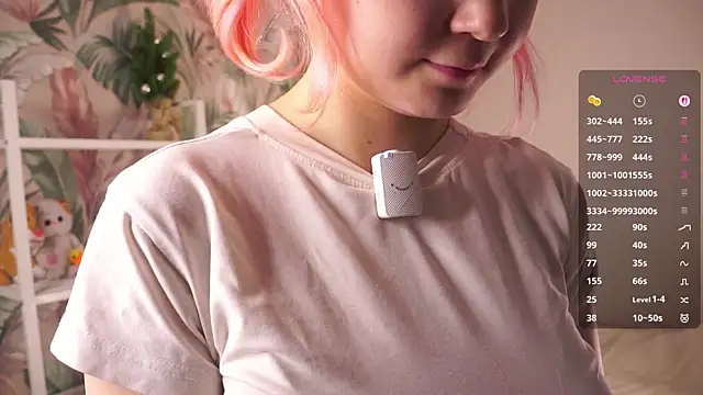 ChantalHoloway webcam