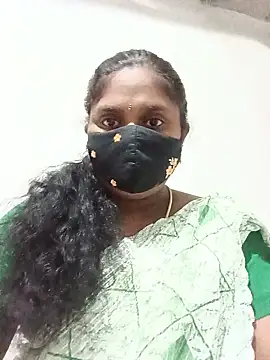 Tamil-Nandhini live cam on StripChat