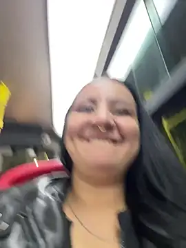 Abril_Luv webcam