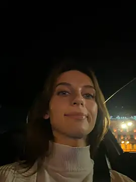 -AngelAri-