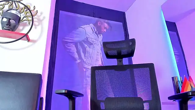 anddy_hugecock webcam