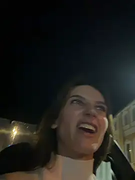 -AngelAri-