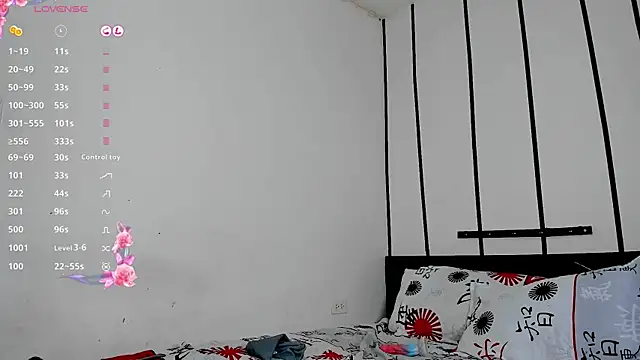 IsabellBigtitsxx webcam