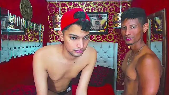 PEINBOYS live cam