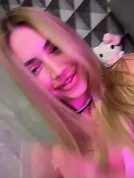 Elizabeth_Tay webcam