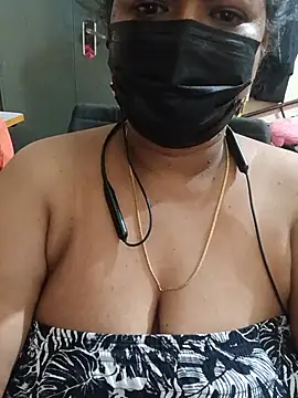 TamilAmmu89 webcam
