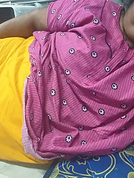 tamilkaviya143 webcam