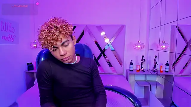 Anyelo_Twink