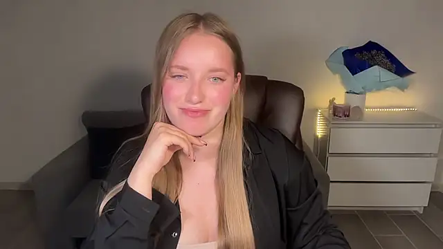EvaMaddison webcam