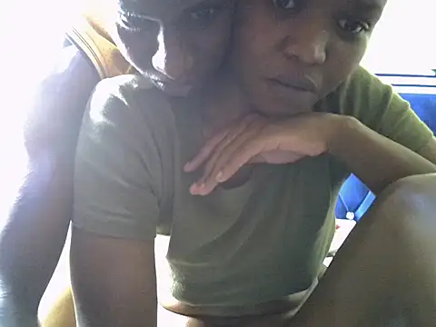 liora_dias live cam on StripChat