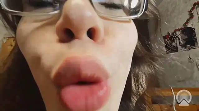 RachelSav webcam
