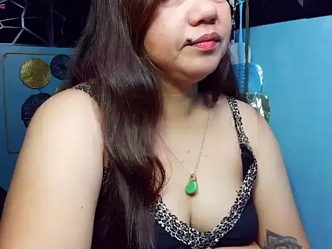 ambersmile - Ambersmile's free webcam - UK Sex Cams