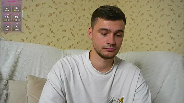 johnstoneisland (M young) - Horny boy want CUM