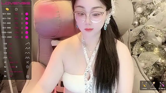 Monica-666888- webcam