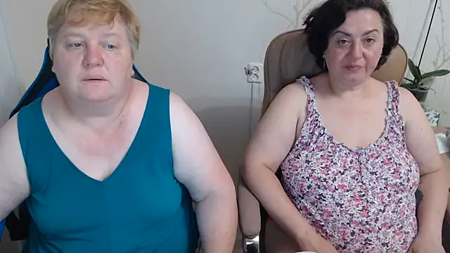 Lindy-Jeanie webcam