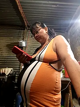 Dirty_Pregnant_Mommy live cam on StripChat