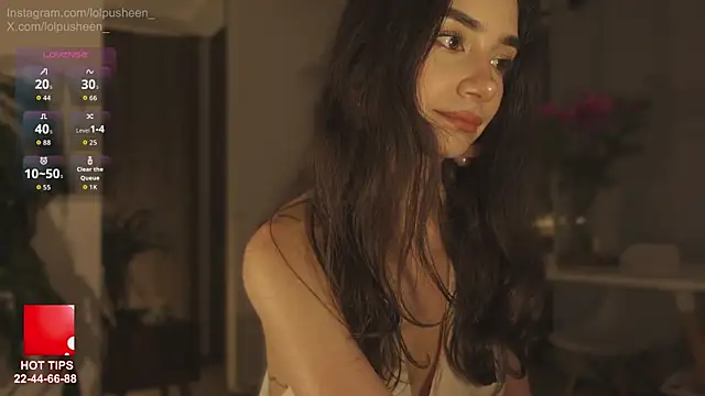 JulietteDee live cam on StripChat