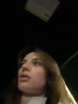 -AngelAri-