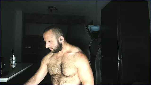 Hugealphabeast