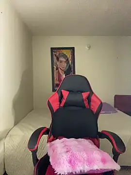 miaswwe (F milf) - Naked + dancing sensual