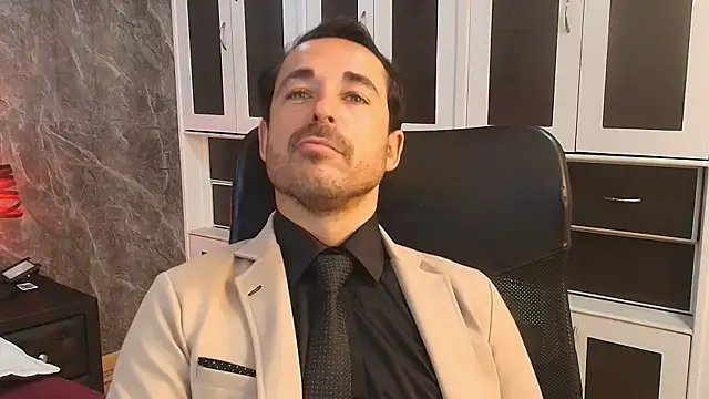 Adams_Sanz