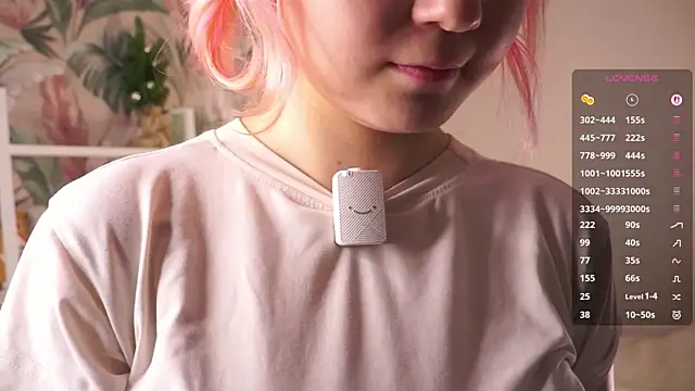 ChantalHoloway webcam