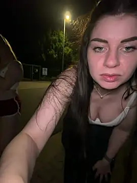 EllyNora webcam