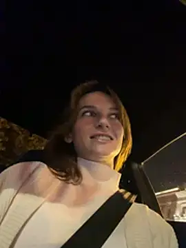 -AngelAri-