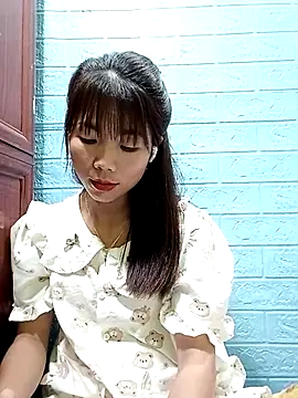 AmyLinee01 webcam