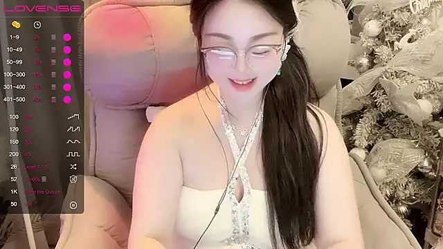 Monica-666888- webcam