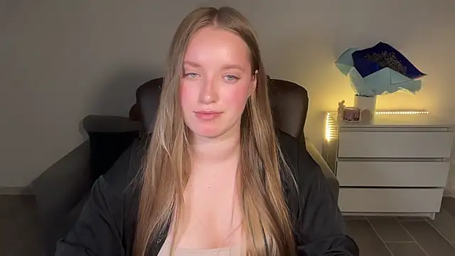 EvaMaddison webcam