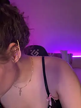 Your_insomniya live cam on StripChat