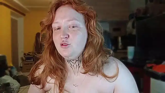 CURVYSAKURA webcam