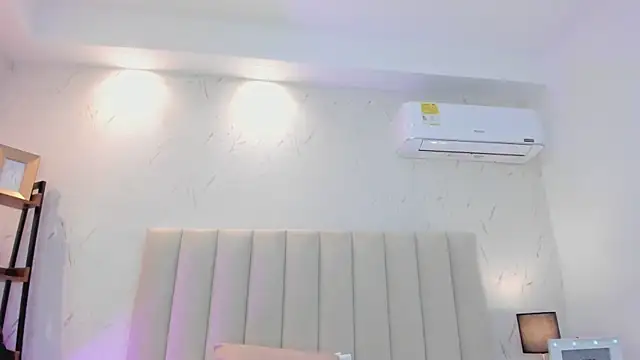 ViolettaRousee_ webcam