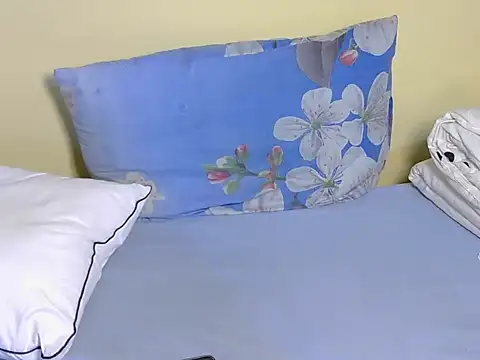 chocolate_monique webcam