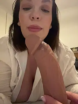 ClaraPasssion live cam on StripChat