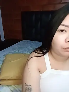 Chantal_lopez live cam on StripChat