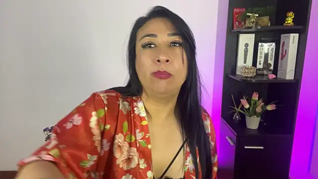 karimelee_ live cam on StripChat