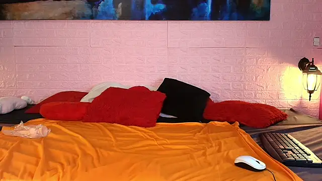 fox_white_ live cam on StripChat