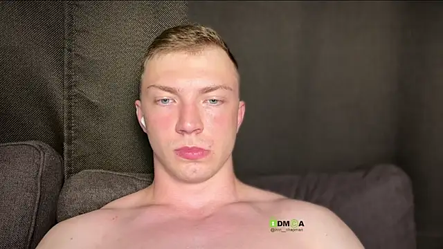 iron__chap webcam