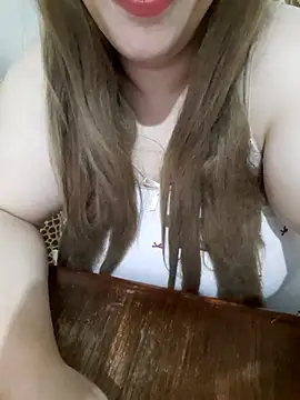 Madam_bezzzoul webcam