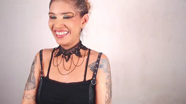 Agatha_Tenebris webcam