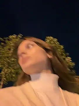 -AngelAri-