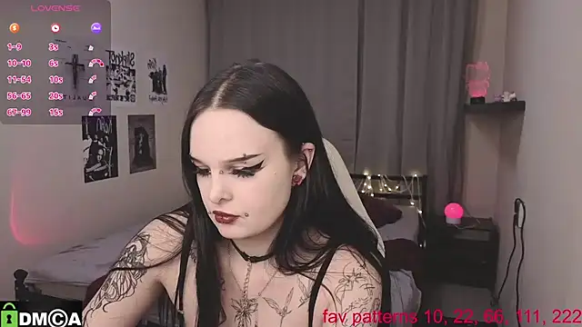 Cassies-Sandyy live cam on StripChat