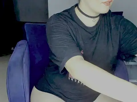 Babe-sofi live cam on StripChat