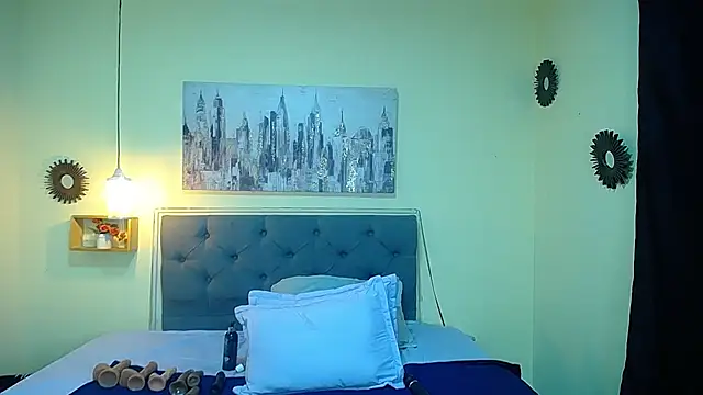 sasi_luna live cam on StripChat
