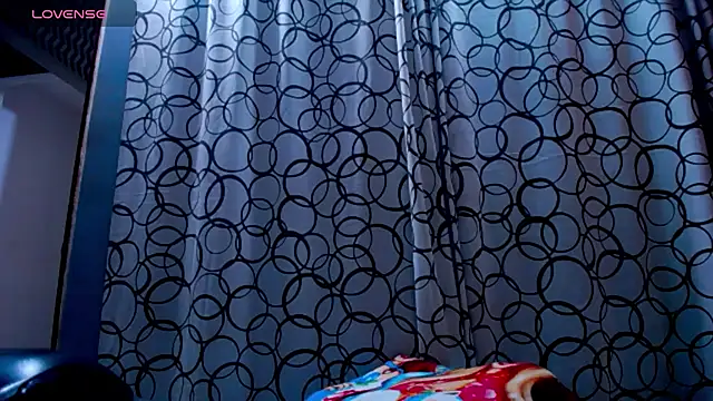 MariannaGotica live cam on StripChat